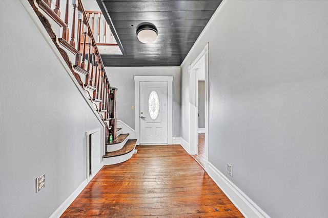 412 WRAYS CHAPEL RD, Rocky Mount, VA 24151