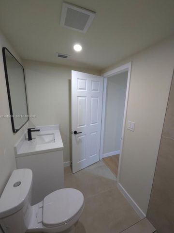 720 NW 33rd Ter 1, Lauderhill, FL 33311