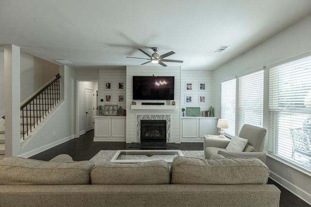 5922 Ash Hill Place, Hoschton, GA 30548