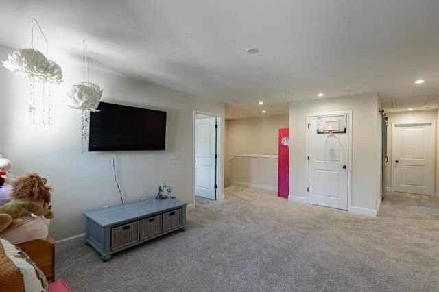 5922 Ash Hill Place, Hoschton, GA 30548