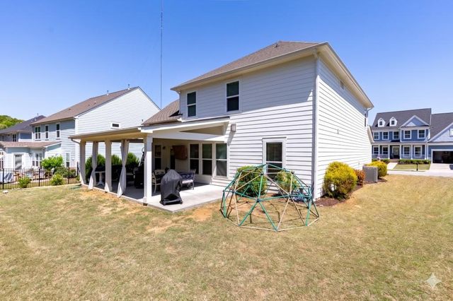 5922 Ash Hill Place, Hoschton, GA 30548