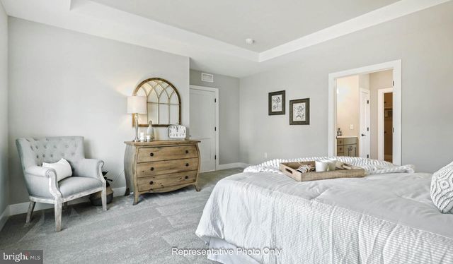 720 LONGWOOD MNR, Annville, PA 17003