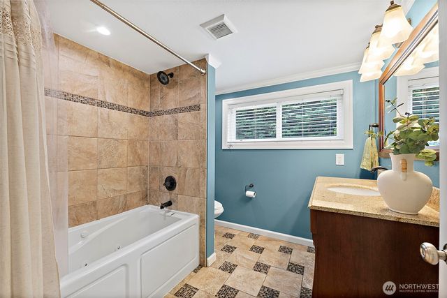 10516 46th Avenue E, Tacoma, WA 98446