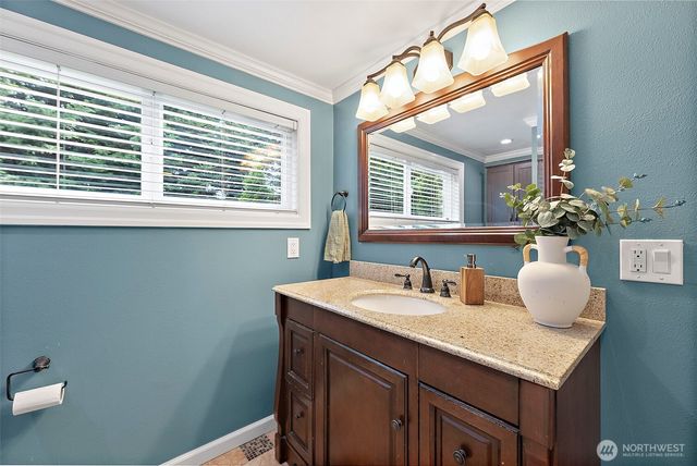 10516 46th Avenue E, Tacoma, WA 98446