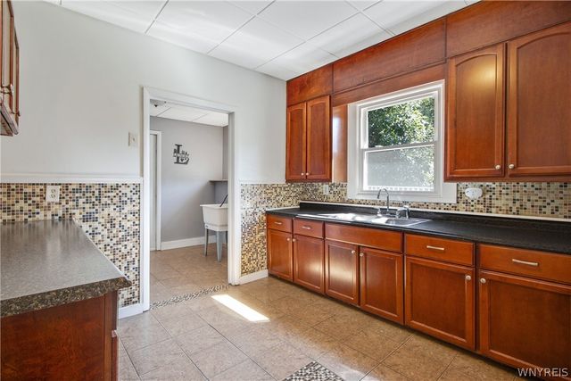 23 West Drullard Avenue, Lancaster, NY 14086