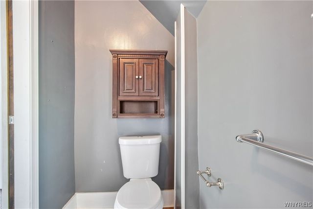 23 West Drullard Avenue, Lancaster, NY 14086