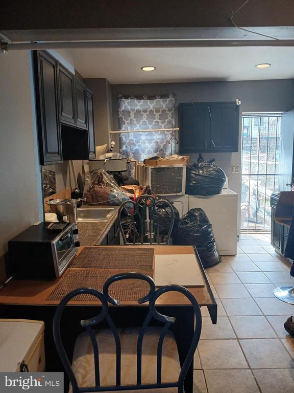 1812 N CHAPEL ST, Baltimore, MD 21213