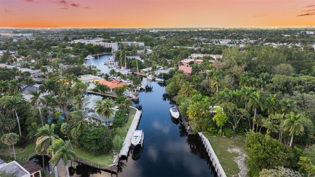 311 SW 14th Way, Fort Lauderdale, FL 33312