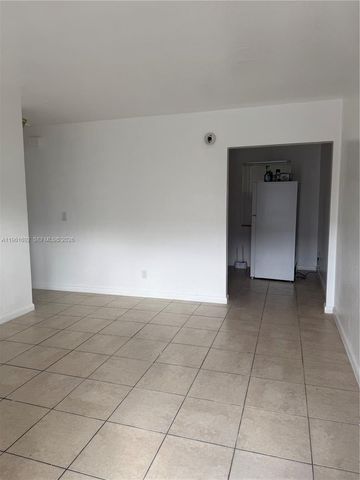 14355 NE 6th Ave 5, North Miami, FL 33161