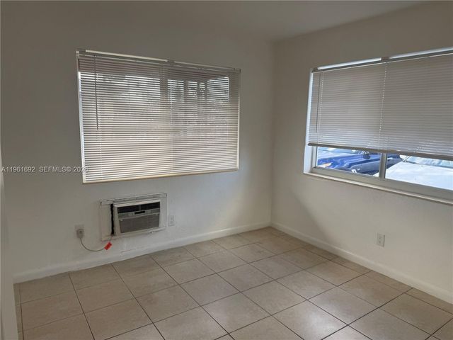 14355 NE 6th Ave 5, North Miami, FL 33161