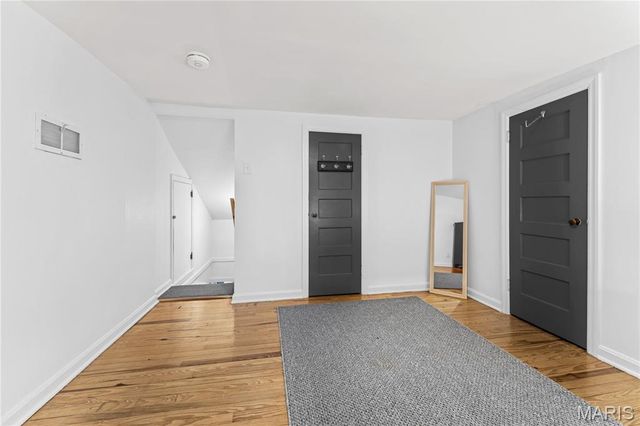 840 Wild Cherry Lane, University City, MO 63130