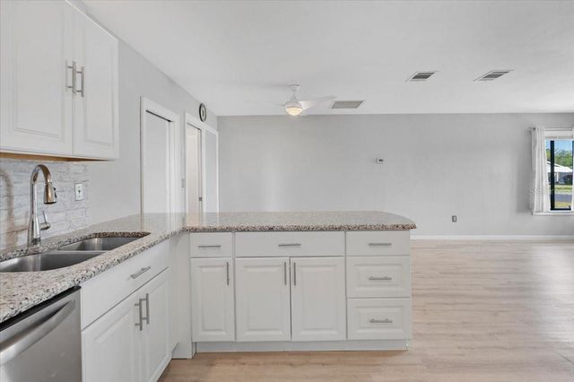5520 KENWOOD DRIVE, North Port, FL 34287