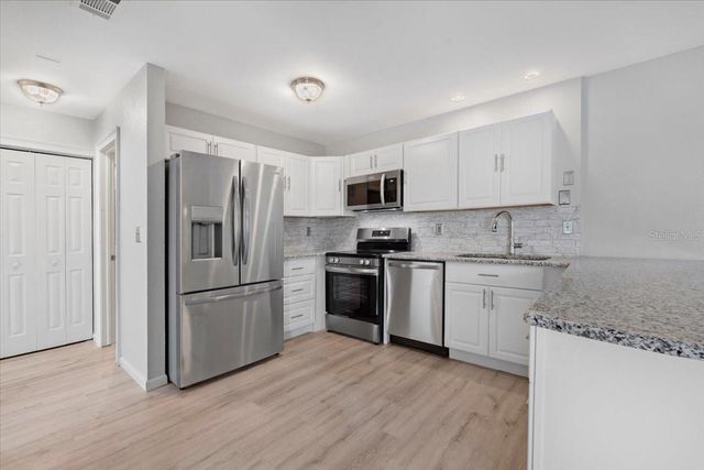 5520 KENWOOD DRIVE, North Port, FL 34287