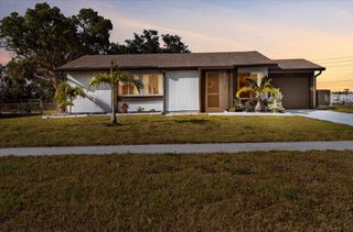 5520 KENWOOD DRIVE, North Port, FL 34287