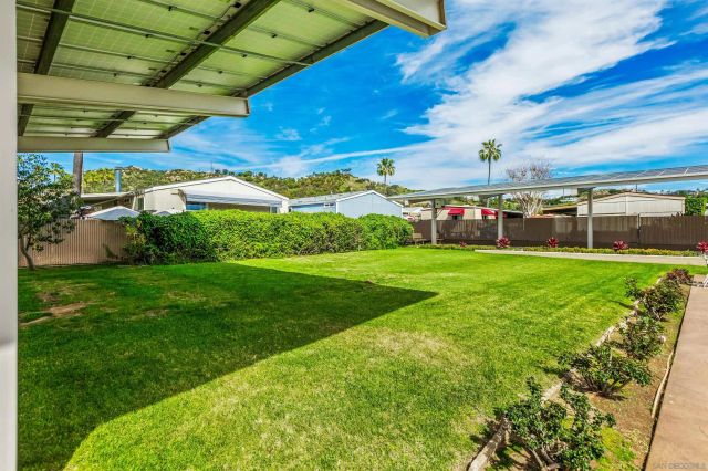 14089 Pomegranate Ave 214, Poway, CA 92064