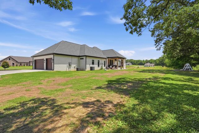 41 Lowell Lane, Greenbrier, AR 72058