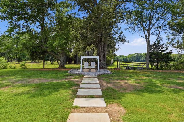 41 Lowell Lane, Greenbrier, AR 72058