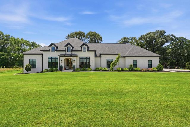 41 Lowell Lane, Greenbrier, AR 72058