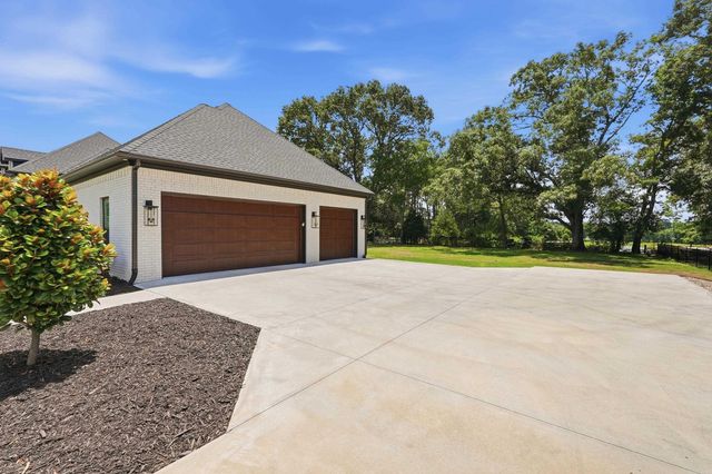 41 Lowell Lane, Greenbrier, AR 72058