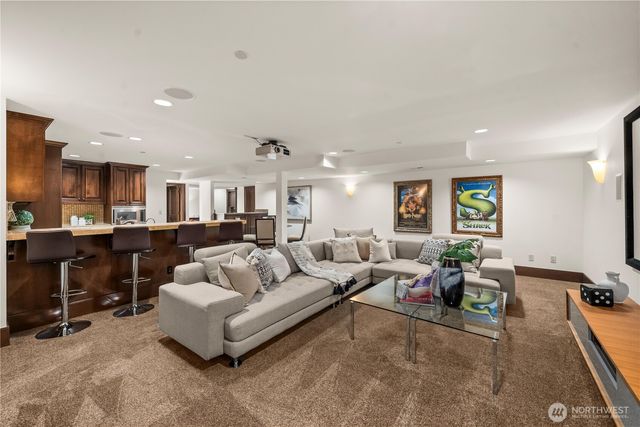 1444 Evergreen Point Rd, Medina, WA 98039