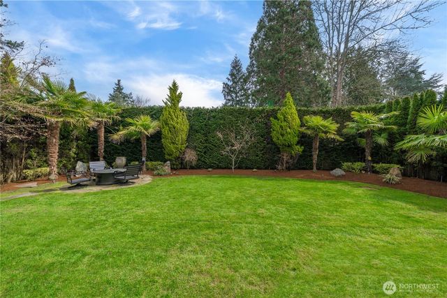 1444 Evergreen Point Rd, Medina, WA 98039