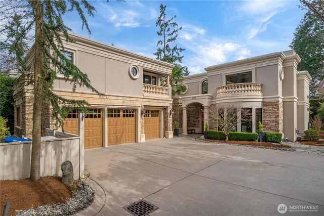 1444 Evergreen Point Rd, Medina, WA 98039