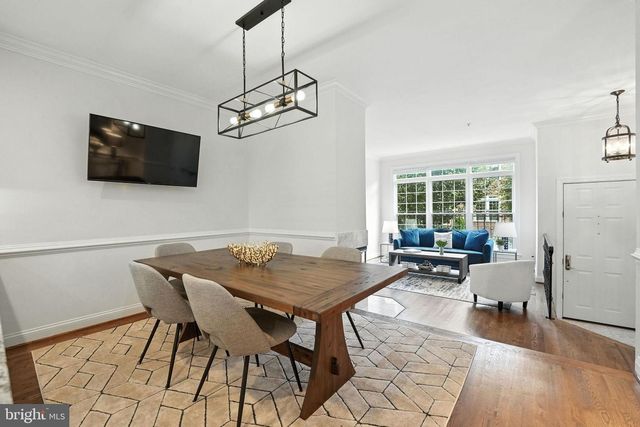 1507 N COLONIAL CT, Arlington, VA 22209