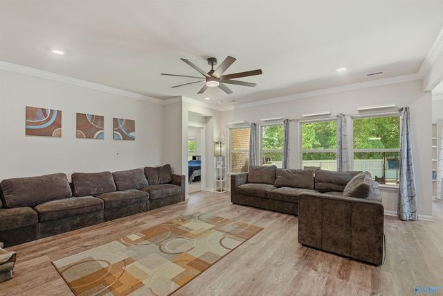 107 Rosyside Ci W Rosyside Circle, Harvest, AL 35749