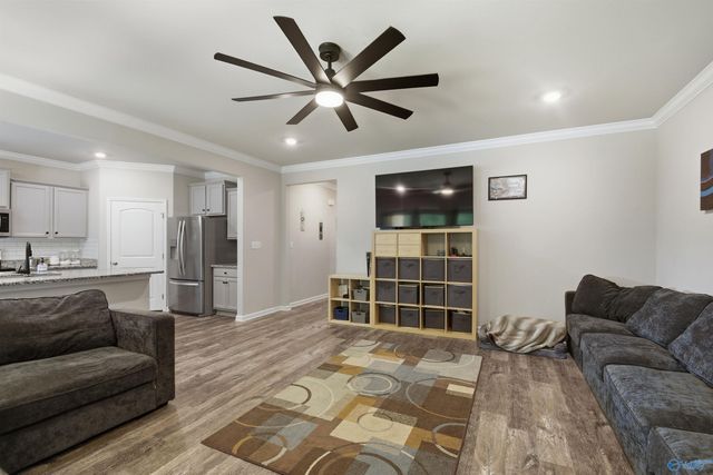 107 Rosyside Ci W Rosyside Circle, Harvest, AL 35749