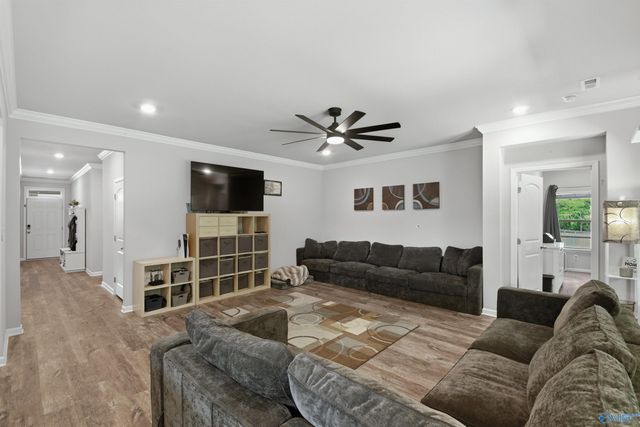 107 Rosyside Ci W Rosyside Circle, Harvest, AL 35749