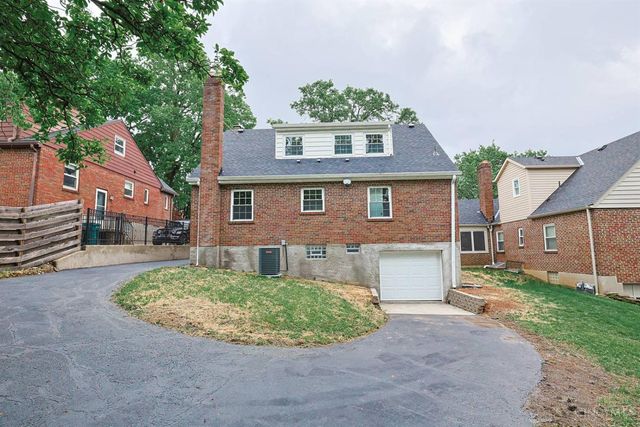5829 Pandora Avenue, Cincinnati, OH 45213