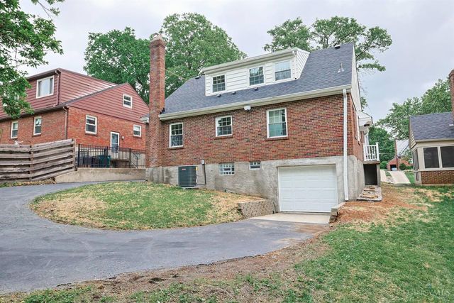 5829 Pandora Avenue, Cincinnati, OH 45213