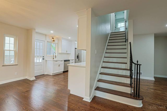 5829 Pandora Avenue, Cincinnati, OH 45213