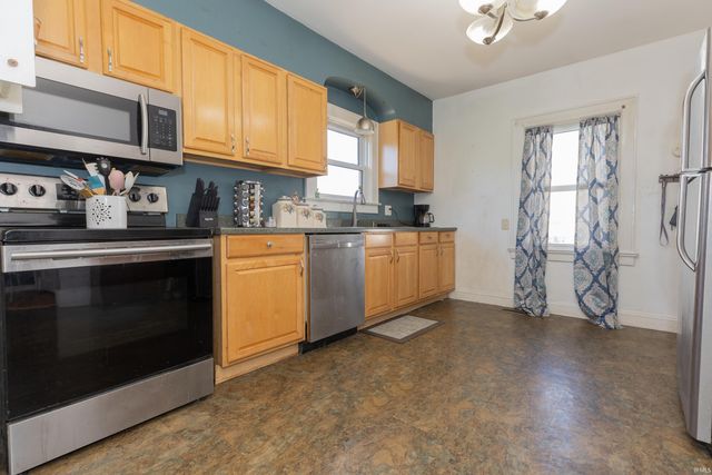 1611 Hollywood Avenue, Evansville, IN 47712