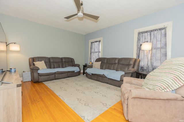 1611 Hollywood Avenue, Evansville, IN 47712