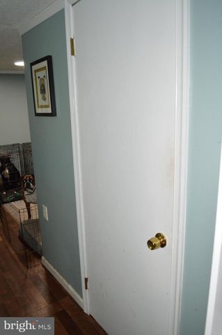 595 WAGO RD, Mount Wolf, PA 17347