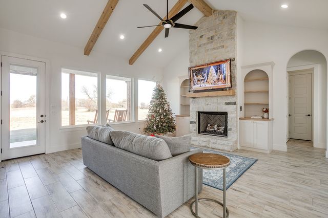 8140 Lavender Road, Springtown, TX 76082