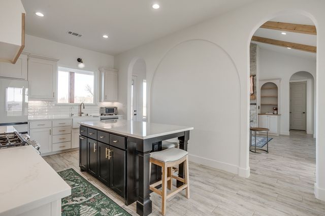 8140 Lavender Road, Springtown, TX 76082