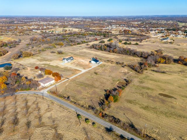 8140 Lavender Road, Springtown, TX 76082