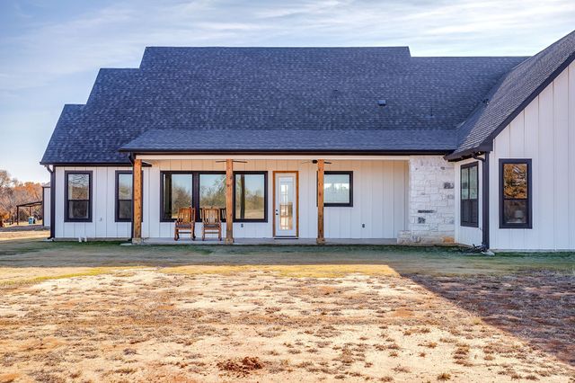 8140 Lavender Road, Springtown, TX 76082