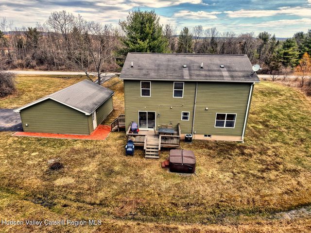 14 Durham Woods Road, Durham, NY 12422