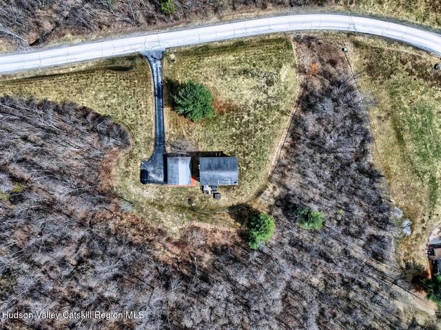 14 Durham Woods Road, Durham, NY 12422