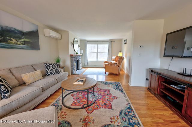 14 Durham Woods Road, Durham, NY 12422