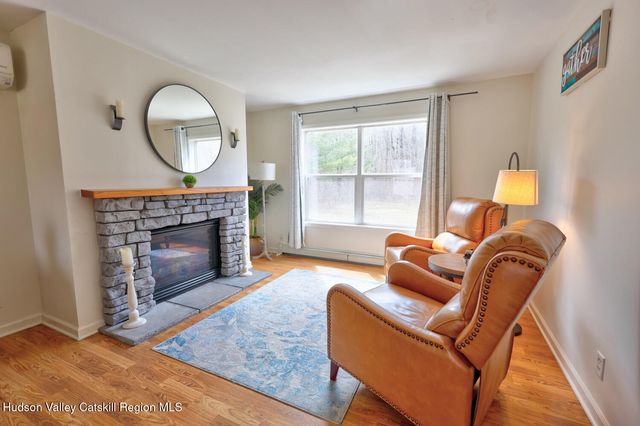 14 Durham Woods Road, Durham, NY 12422