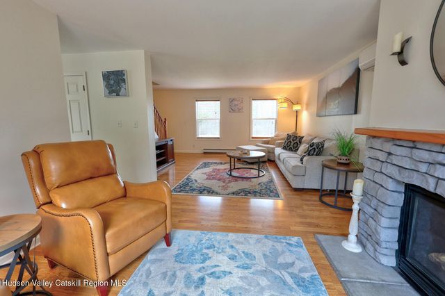 14 Durham Woods Road, Durham, NY 12422