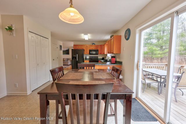 14 Durham Woods Road, Durham, NY 12422