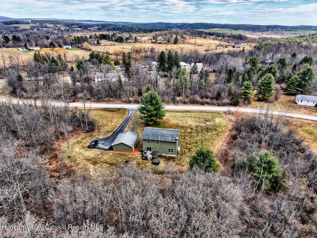 14 Durham Woods Road, Durham, NY 12422