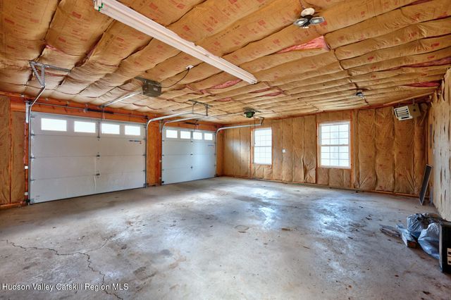 14 Durham Woods Road, Durham, NY 12422