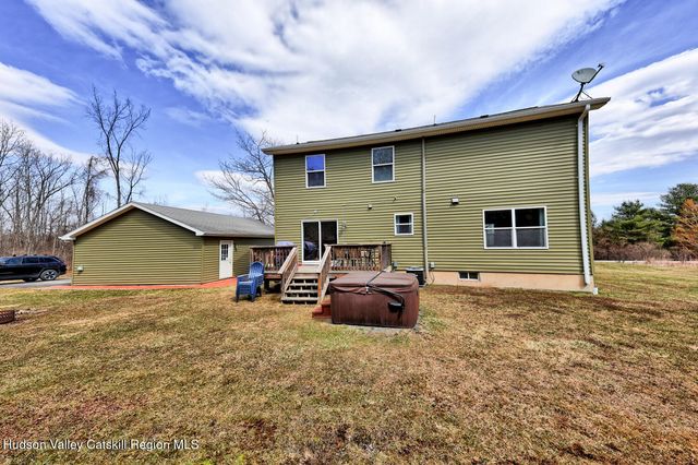 14 Durham Woods Road, Durham, NY 12422