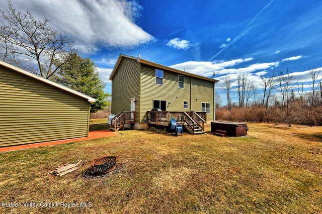 14 Durham Woods Road, Durham, NY 12422